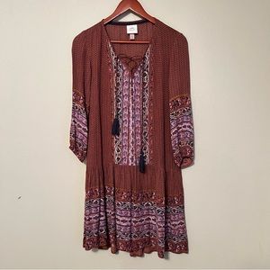 Umgee Printed Dress size XS Rayon Lightweight Knee Length 3/4 Sleeve Brown Boho